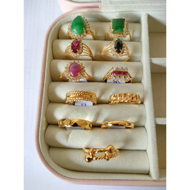 cincin dewasa emas muda kadar rendah,berat cincin bermata hijau 3gram,berat lain 2gram