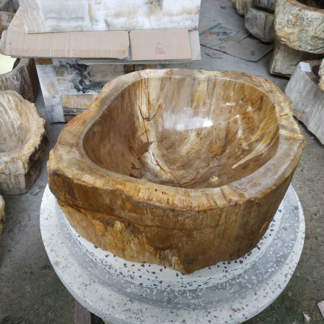 Wastafel batu alam fosil kayu