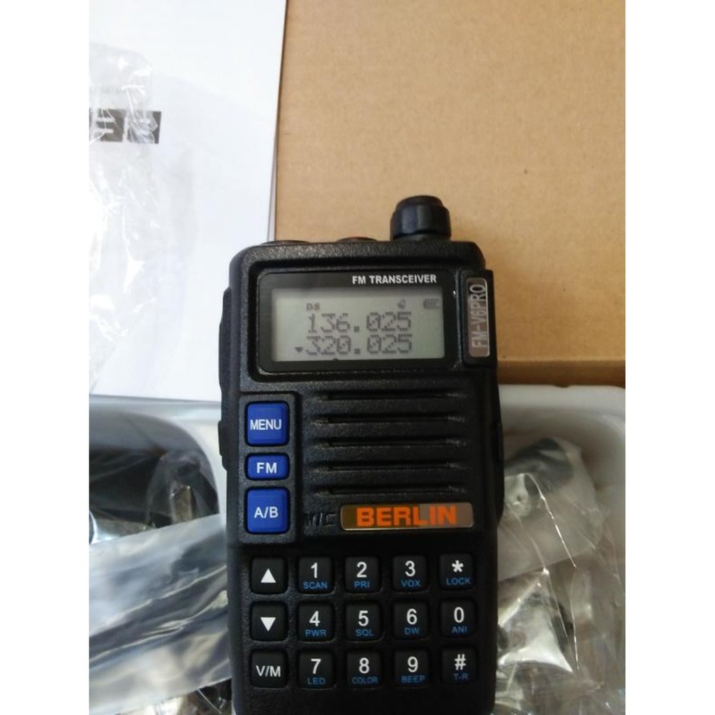 Handy Talkie Ht Berlin Fm V 6pro Ip 54 Rainproof   TRIBAND