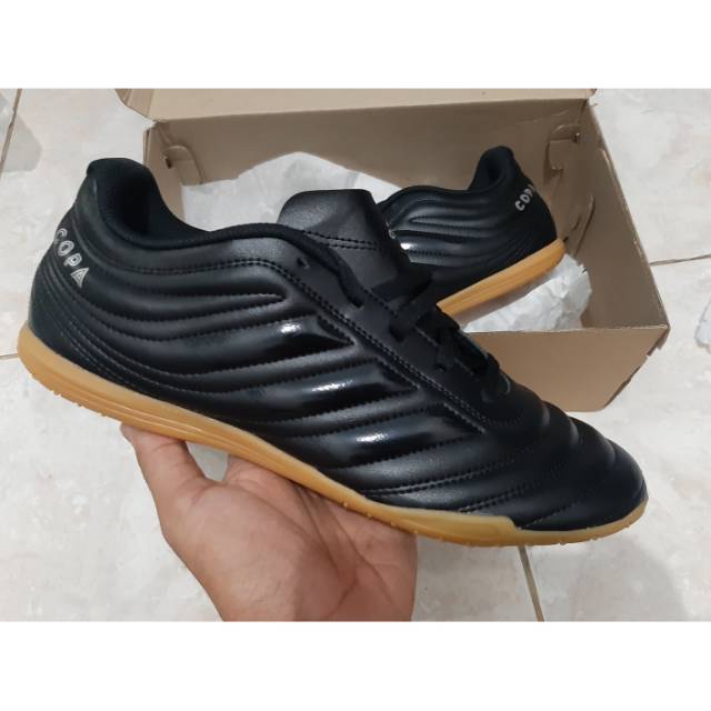 sepatu futsal adidas copa 19.4 in