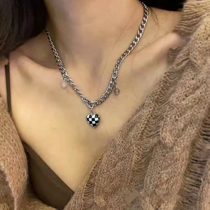 IFYOU Kalung Choker Desain Hati Warna Hitam Dan Putih Gaya Korea Untuk Wanita