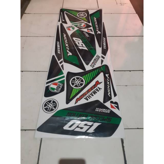 Striping variasi stiker lis bodi yamaha vixion lama old vixion motif grafis simple murah