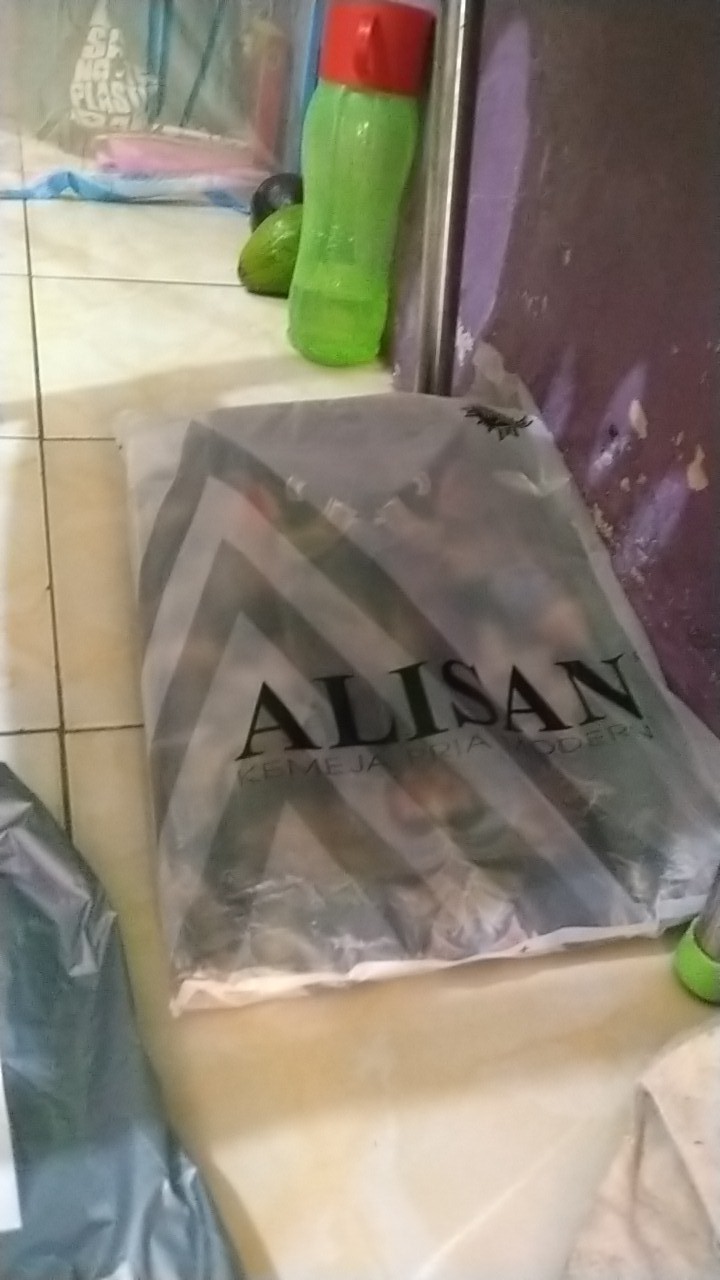 Kemeja Batik Pendek Alisan Slimfit 00163