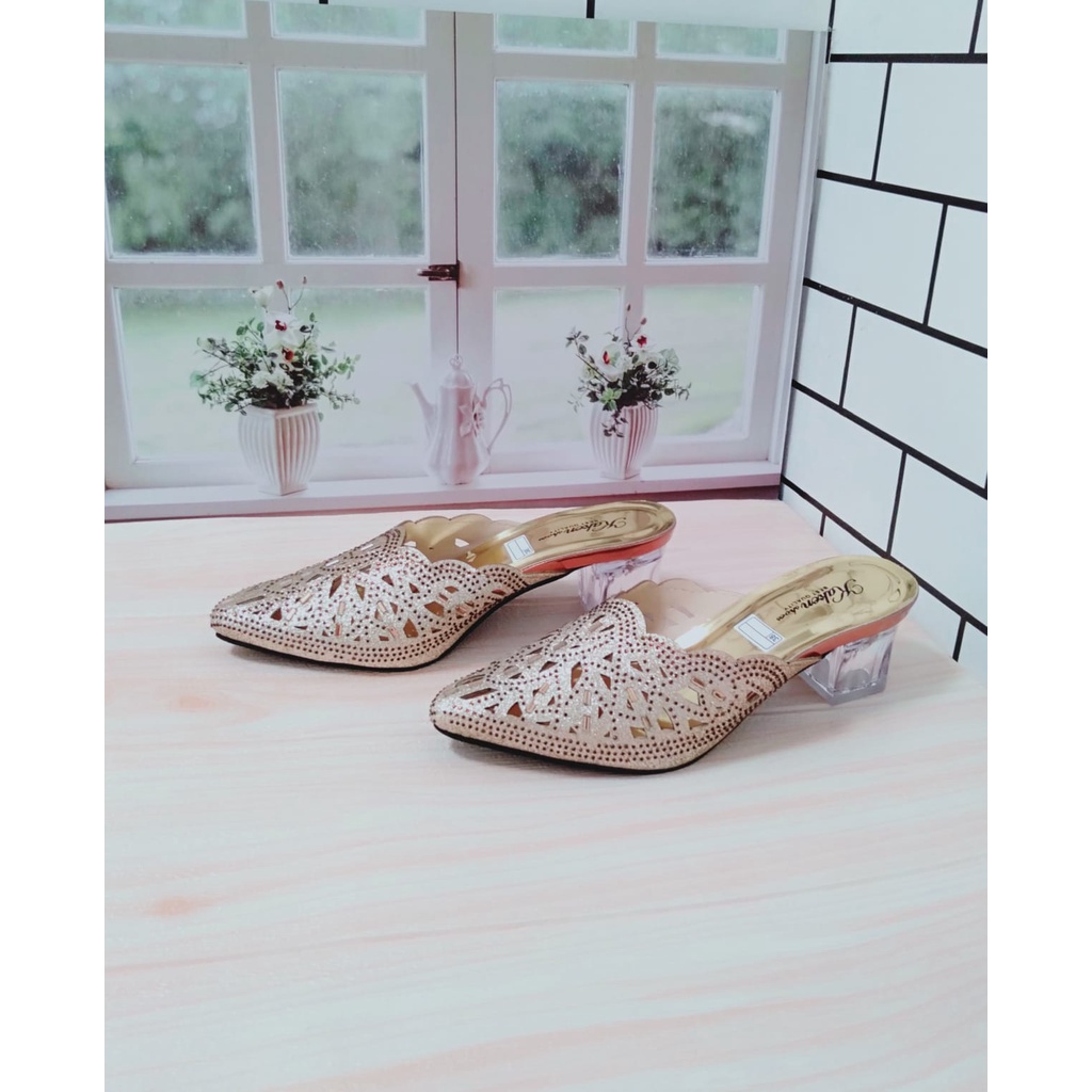 HOT SALE SANDAL PESTA /SANDAL PAYET YD024 BUSTONG HAK KACA 5CM