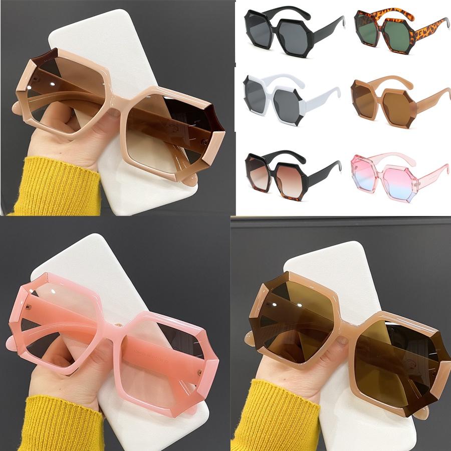 2022 Kacamata Hitam Wanita Frame Besar Gaya Eropa / Amerika