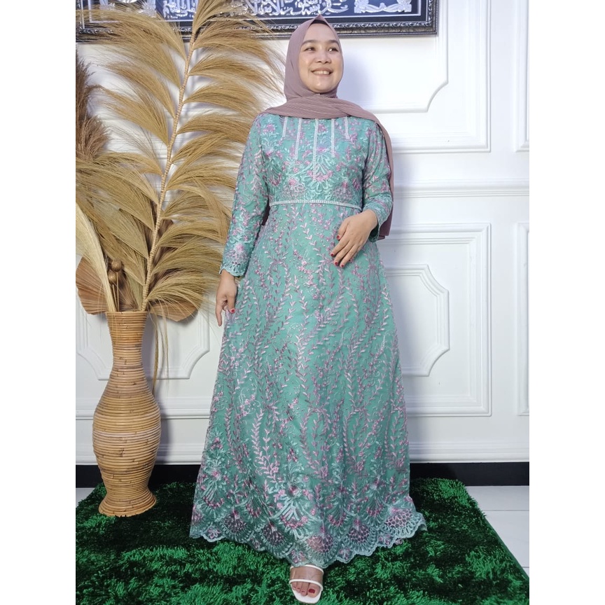 GAMIS KEBAYA PESTA BROKAT TILLE/ GAMIS BROKAT UNTUK WISUDA/ GAMIS KUALITAS BUTIK/ GAMIS KEBAYA KONDA