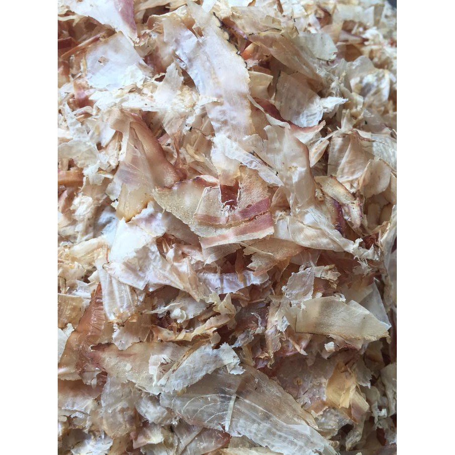 

Katsuobushi Halus @50Gram / Ikan Cakalang Serut Kering, Lokal