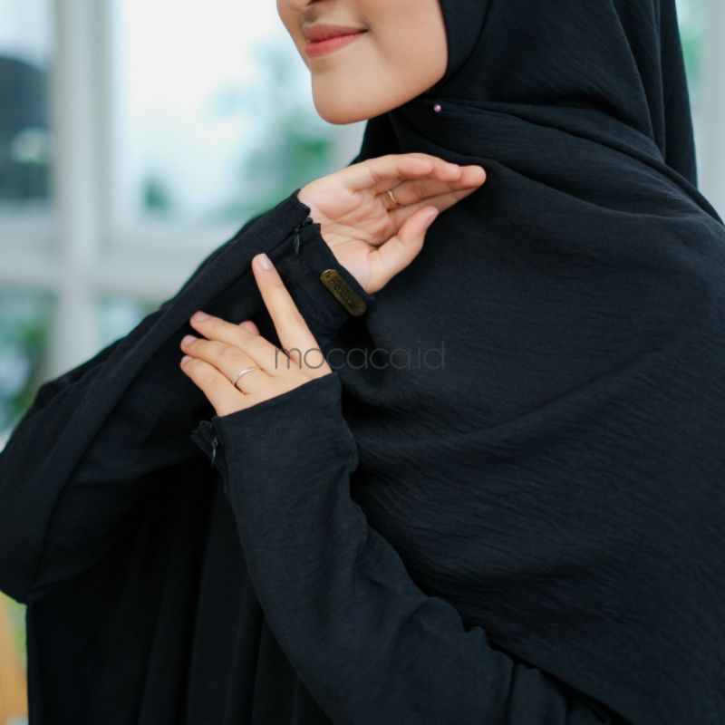 abaya set premium sudah dengan kerudung hitam ada saku sleting lengan panjang free size