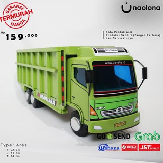 Miniatur Truk  Pemadam Kebakaran Bahan Kayu Skala  1 50 