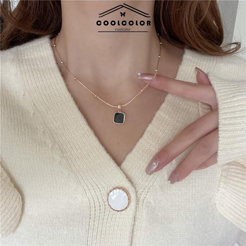 COD Kalung Wanita  High-end Geometris Persegi Liontin Drop Minyak  Fashion Kepribadian Desain Niche- cl