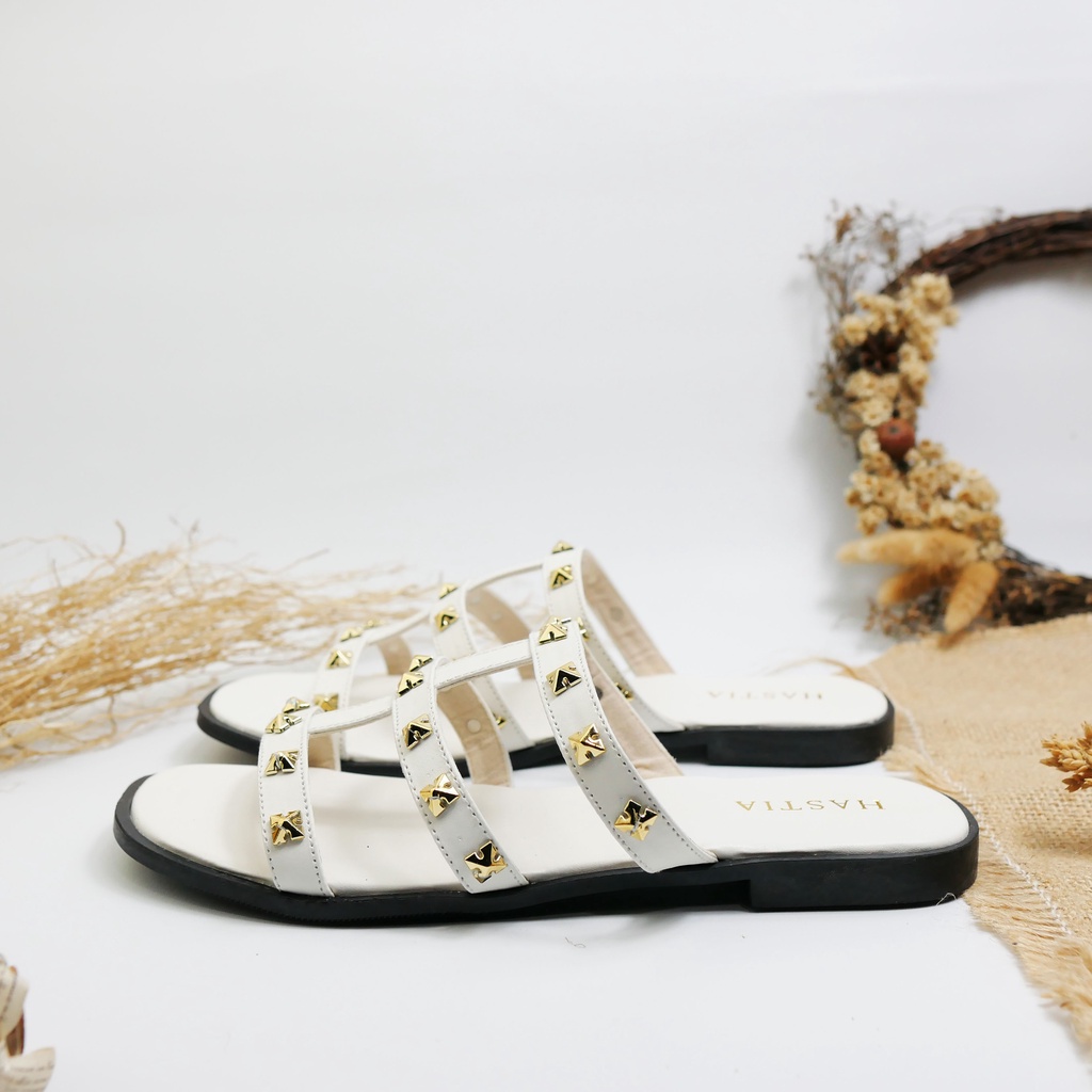 SANDAL WANITA FLAT CANTIK - YUMNA