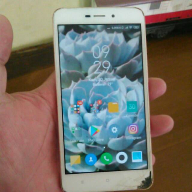 Oppo f5 RAM 6gb