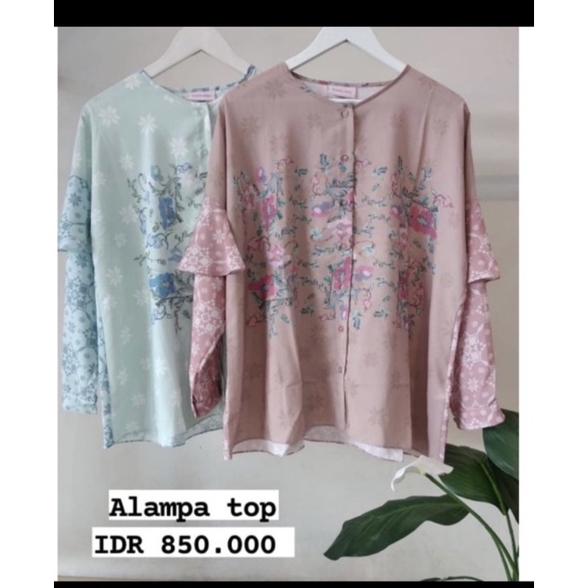 ALAMPA TOP size XS-S BY Ria Miranda Like New