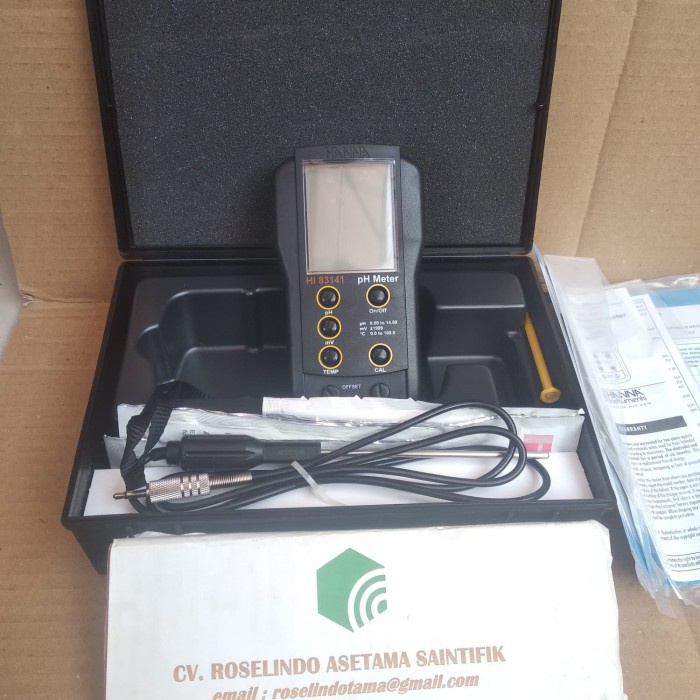 HANNA HI 83141 Portable PH Meter With Electrode and Temperature Probe