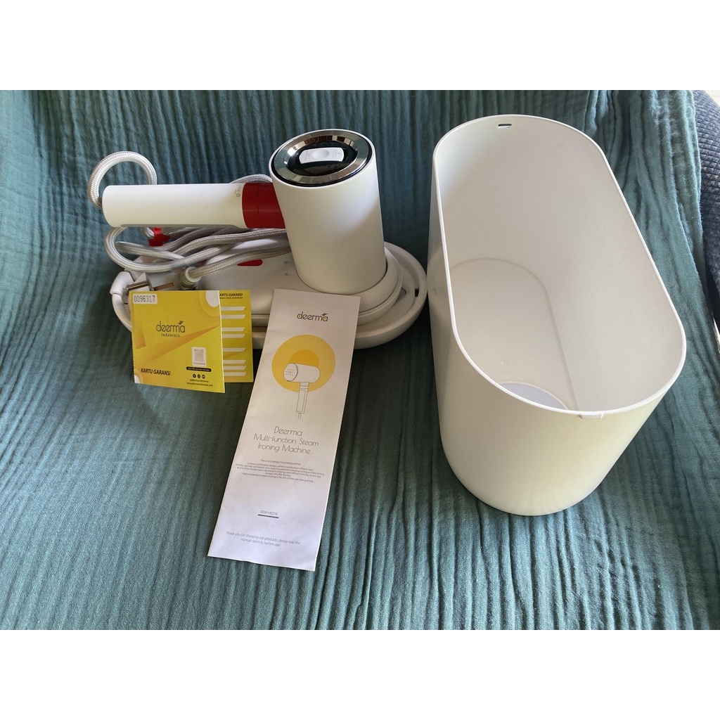 Preloved Deerma HS200 Portable Steam Ironing 2in1 (From Deerma Official Store)