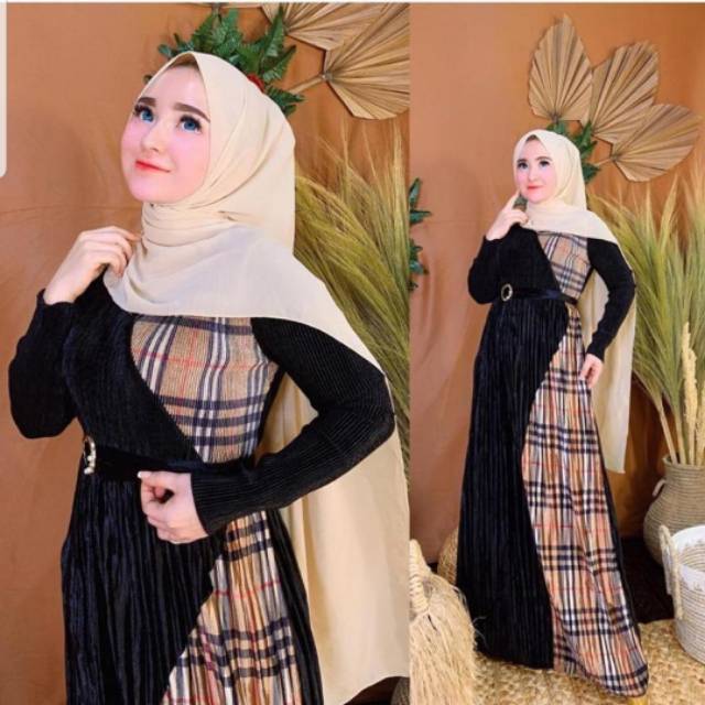 Gamis bludru plisket shella
