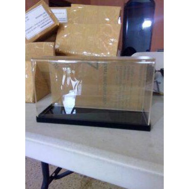 

Kotak Acrylic / Box Akrilik / Display