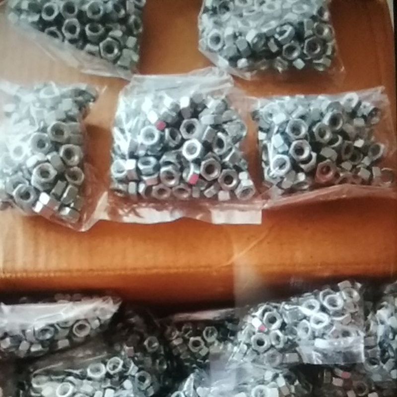 MUR M4 ISI 100 TANPA BAUT