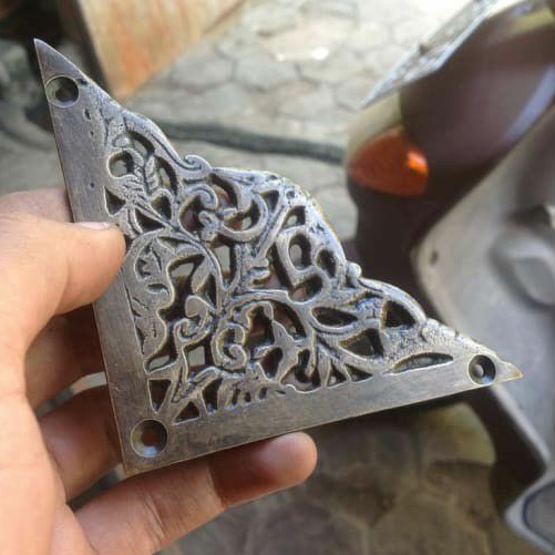 FURNITURE KUNINGAN SIKU DEKORASI SUDUT LEMARI LACI BIFET MEJA KURSI KACA RIAS ANTIK KLASIK VINTAGE