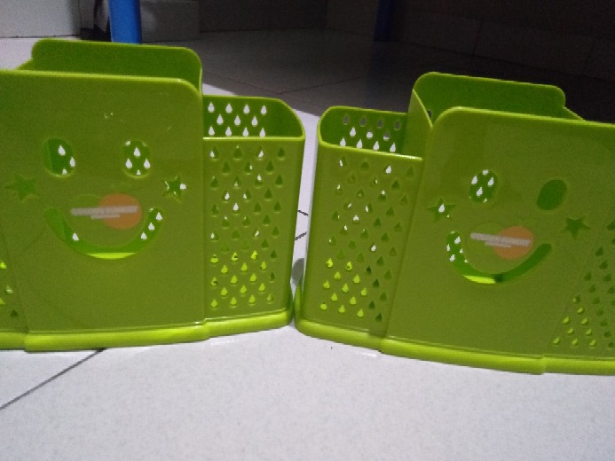 Tempat Sendok Dan Garpu Smile 3 Sekat Ts1083