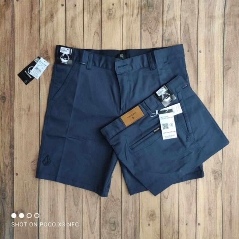 CELANA PENDEK PRIA CELANA PENDEK VOLCOM