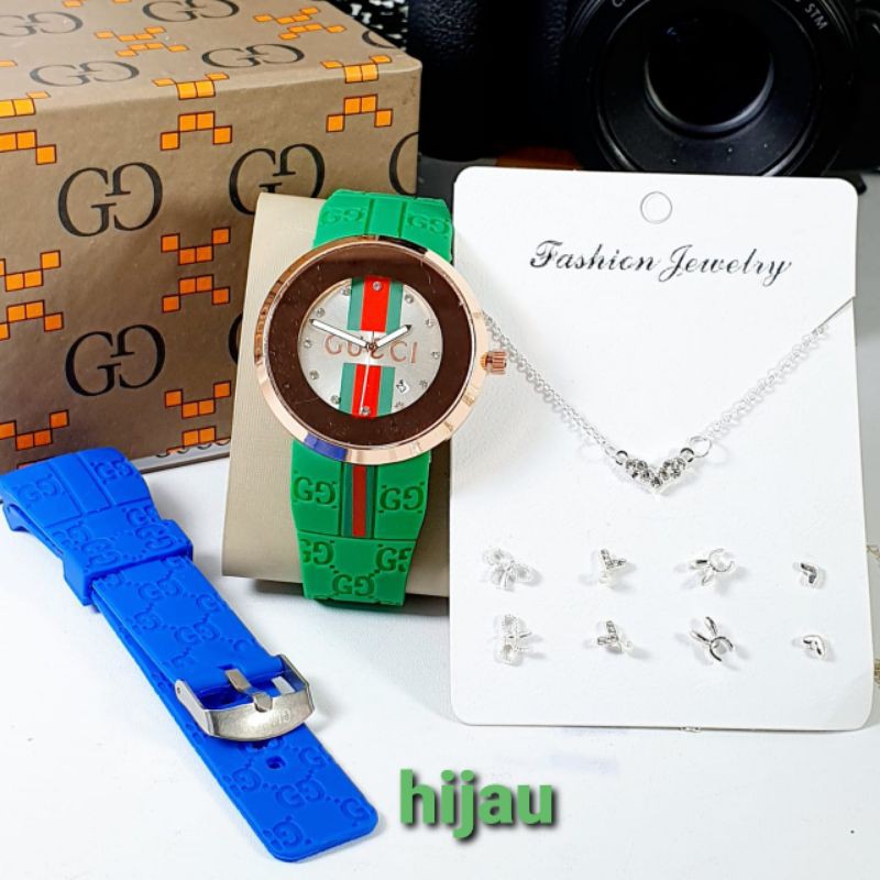 Jam Tangan Analog Wanita Gucci G1048FA Free Aksesoris Tali Carbon Rubber