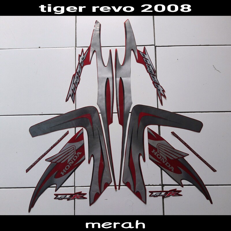 stiker motor tiger revo 2008 merah