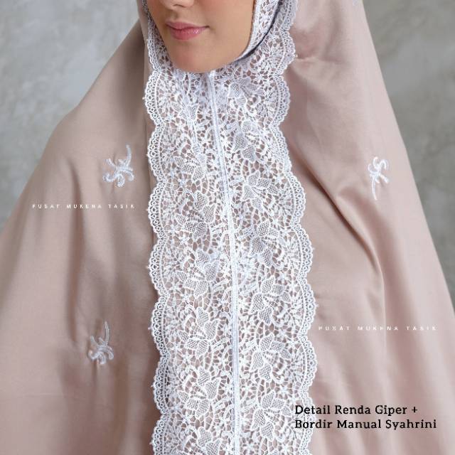 MUKENA DEWASA JUMBO SATIN SILKY RENDA LACE BORDIR MANUAL SYAHRINI | PUSAT GROSIR MUKENA MURAH