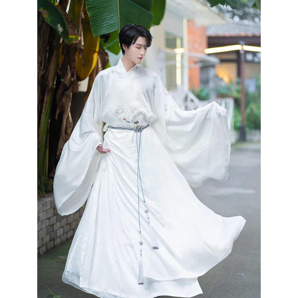 Donghei original Hanfu Ming round neck gown men's and women's same Chinese style Ancient Costume emb