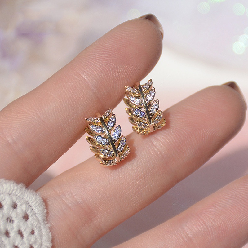 [Women Vintage Geometric Crystal Leaf Hoops Stud Earrings] [Ladies Elegant Rhinestone Studs Earrings] [Korean INS Simple Style Bridal Wedding Party Ear Jewelry]