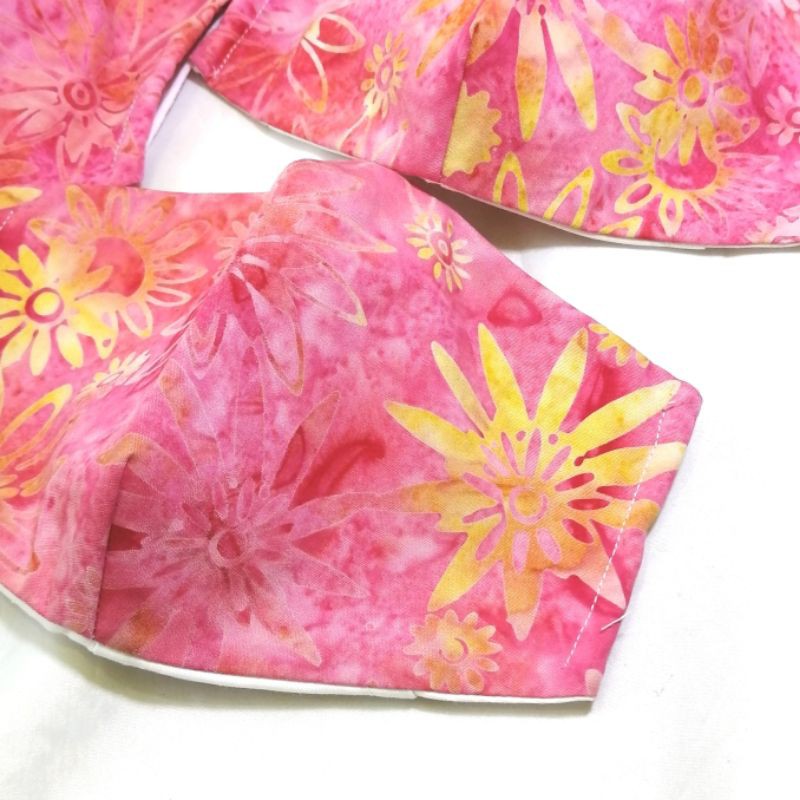 Masker 3 lapis bersaku batik pink kuning (full cotton thread count 250 fabric mask)