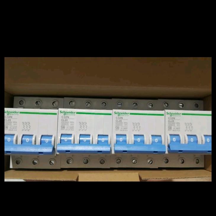 Mcb Pln 3Phase 25A Schneider Kode 1445