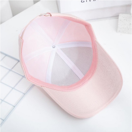 Topi Baseball Pria Wanita silk Satin Logo M Lapis Emas Mewah fashion style Sporty TWD