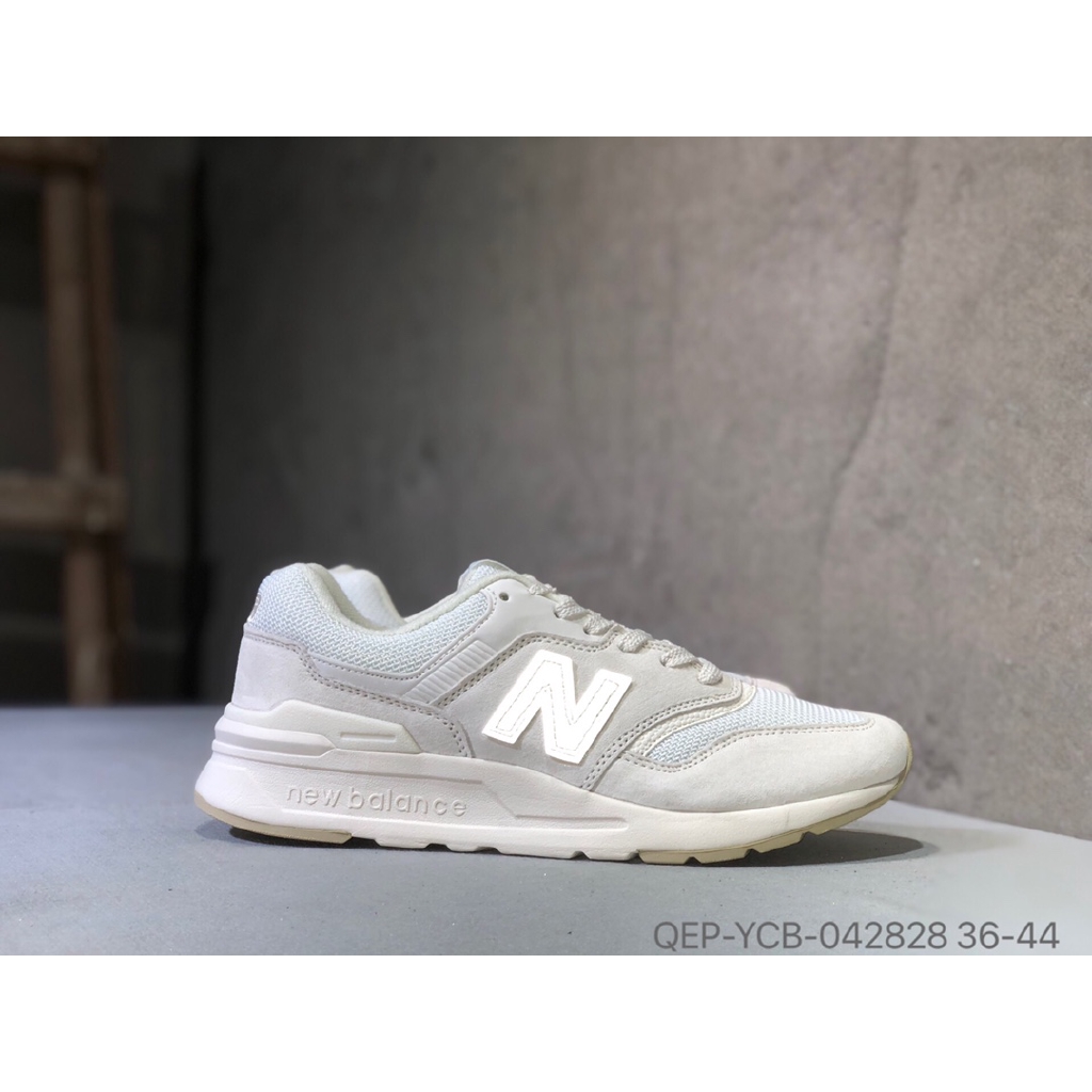 sepatu sneakers new balance