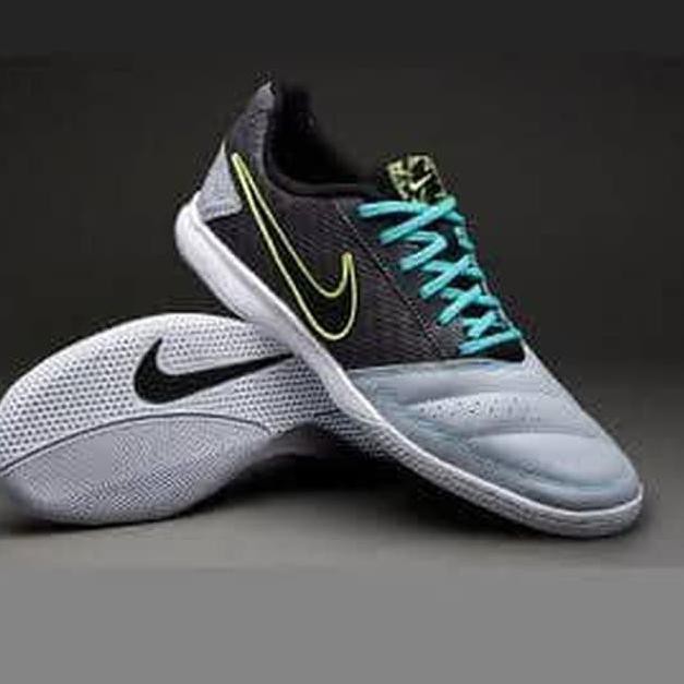 nike gato 2