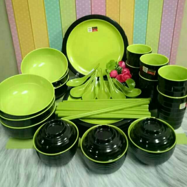 Set golden dragon melamin ( tanpa piring kotak)