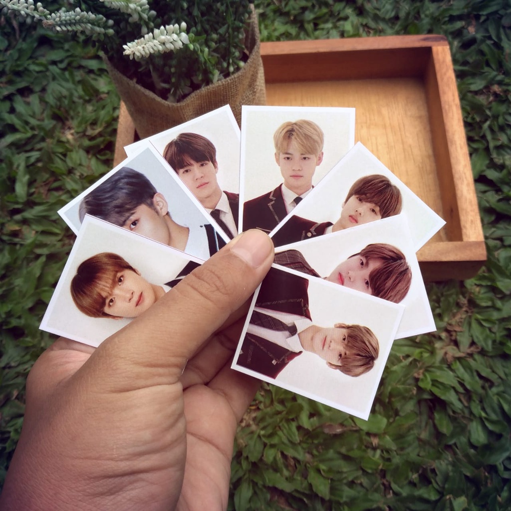 1 SET PAS PHOTO NCT , NCT DREAM , NCT 127, EXO , BTS , STRAY KIDS , WAYV WAY V , SEVENTEEN,DAY6,TREASURE