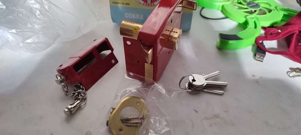 Kunci Pintu Gerbang Otomatis Cobra Simply Key 5pcs Merah Murah