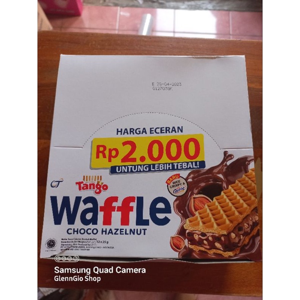 Tango Waffle Choco Hazelnut box isi 12 pcs