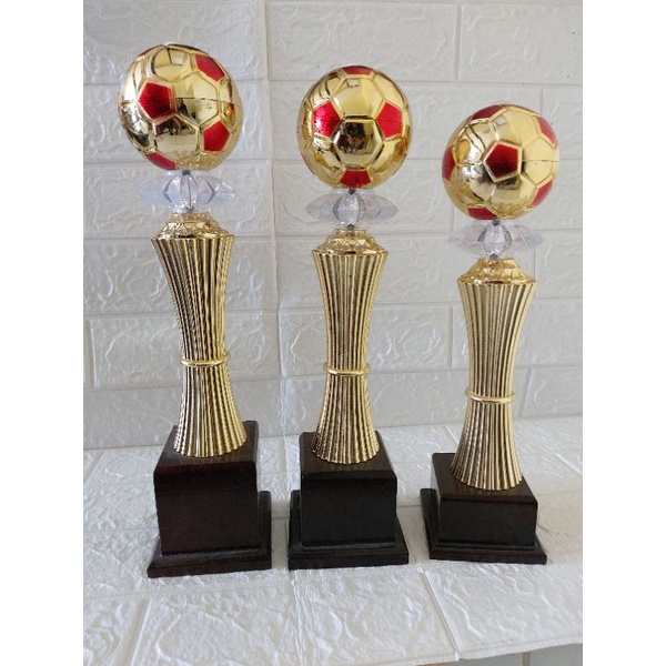 TROPHY BOLA PIALA BOLA / FUTSAL