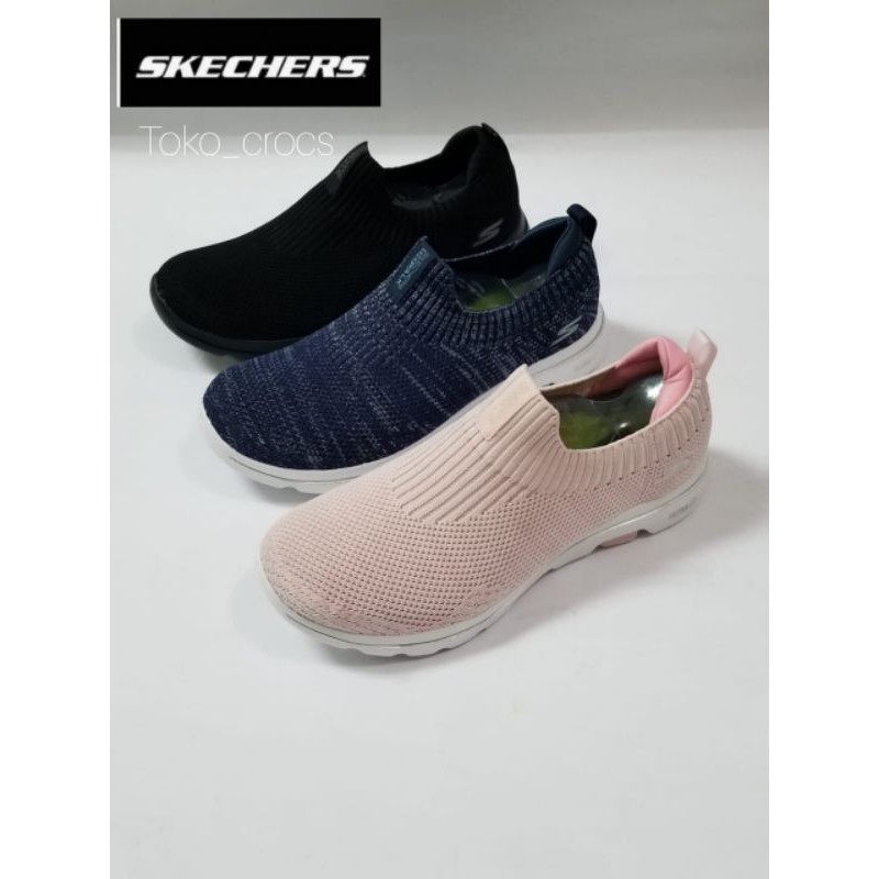 Sepatu Wanita Skechers Go walk 5 Sparkly / Skechers wanita go walk 5