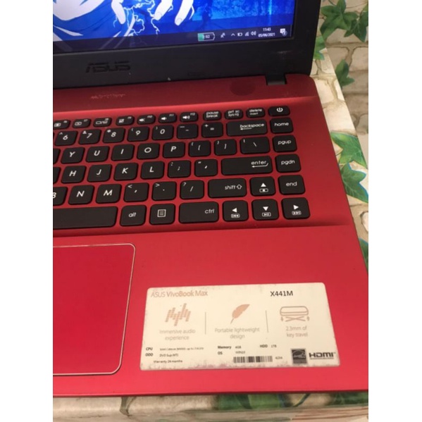 DIJUAL LAPTOP SECOND Asus X441M merah basic mewah dengan ram 4GB dan HDD 1 TB