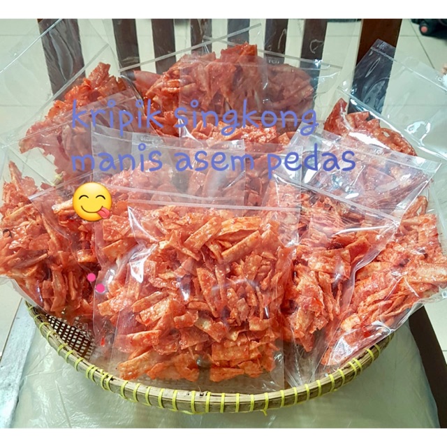 

Keripik/kerupuk / camilan / makanan ringan/ keripik singkong / keripik pedas
