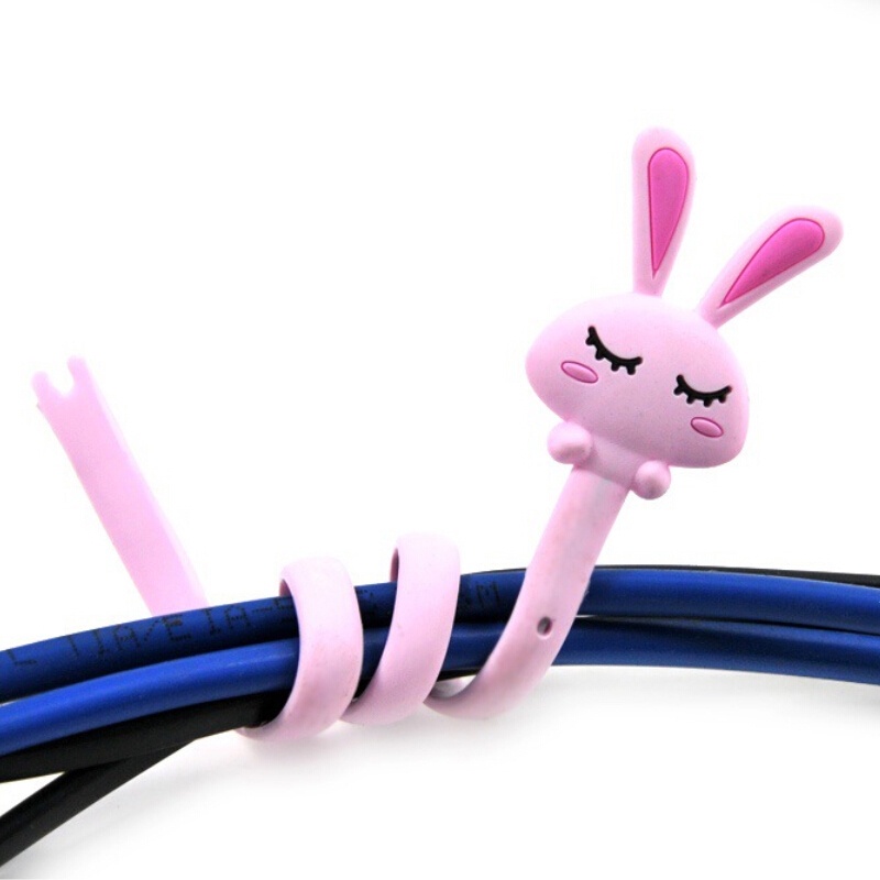 1pc Winder Organizer Kabel Earphone Desain Hewan Lucu