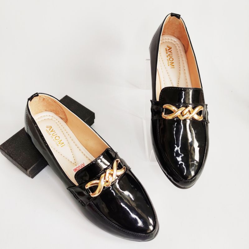 YUOMI flatshoes hitam glossy ML01