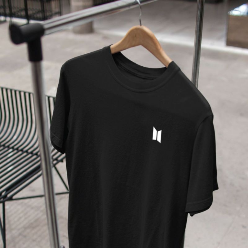 Kaos BTS Logo Glow In The Dark Shopee Indonesia Kaos BTS Logo Glow In The Dark Shopee Indonesia