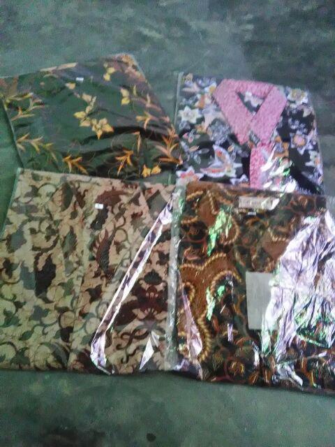 Temukan Maura Couple - Sania Ruffle Batik Couple Ori Ndoro Jowi Dnt Garansi Termurah Shopee