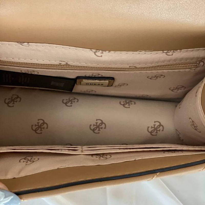 GUESSS Lida Convertible Crossbody