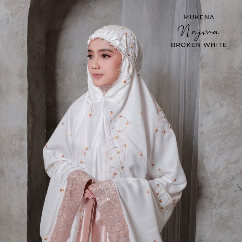 mukena najma