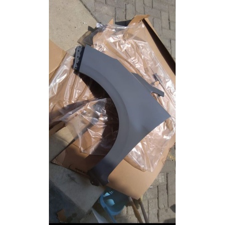 Fender innova reborn / Spakbor innova reborn original